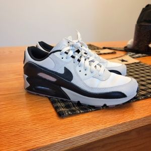 Nike Air Max 90